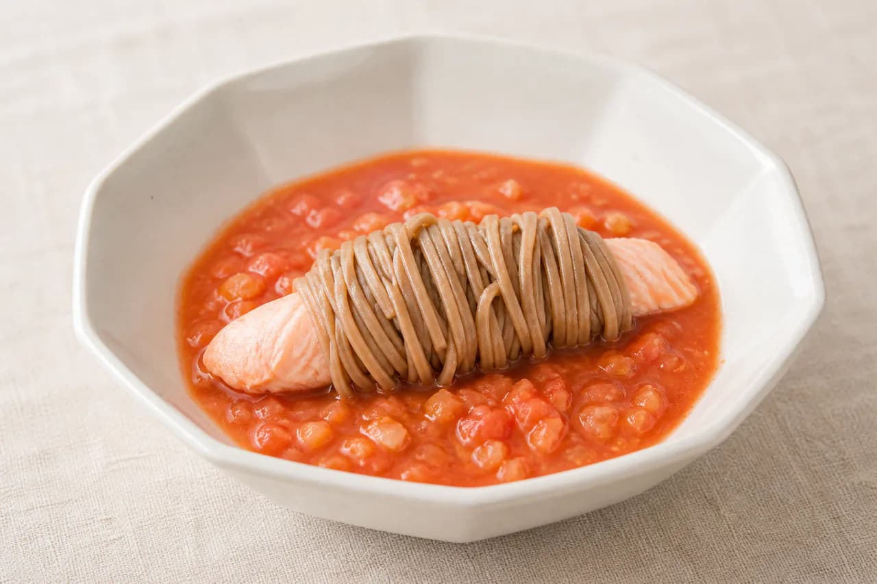 토마토채소스프와 연어소바찜 완성 사진